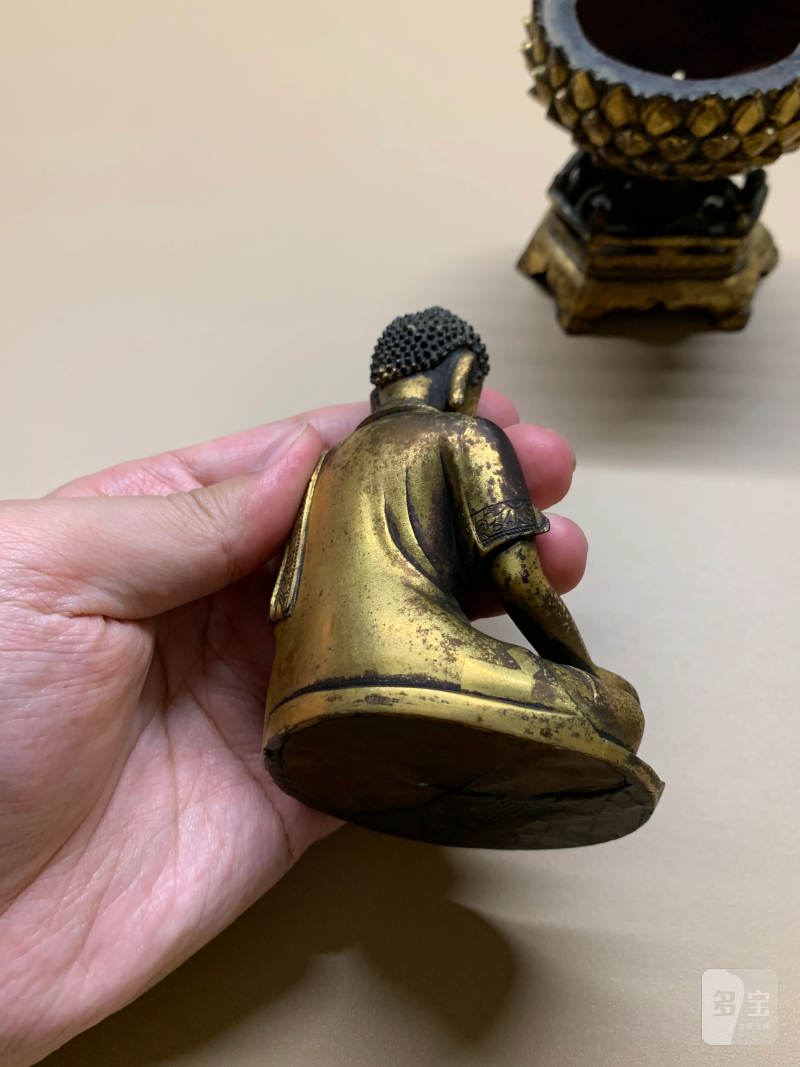 明 铜鎏金汉式三莲释迦成道像 - 图6